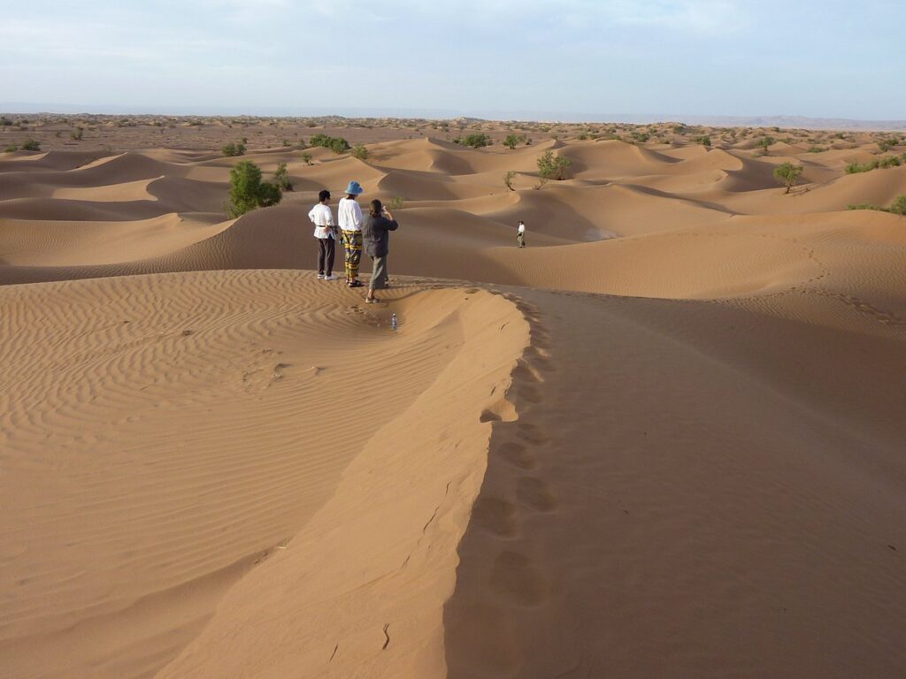 4 Days Marrakech to Fes Desert Tour